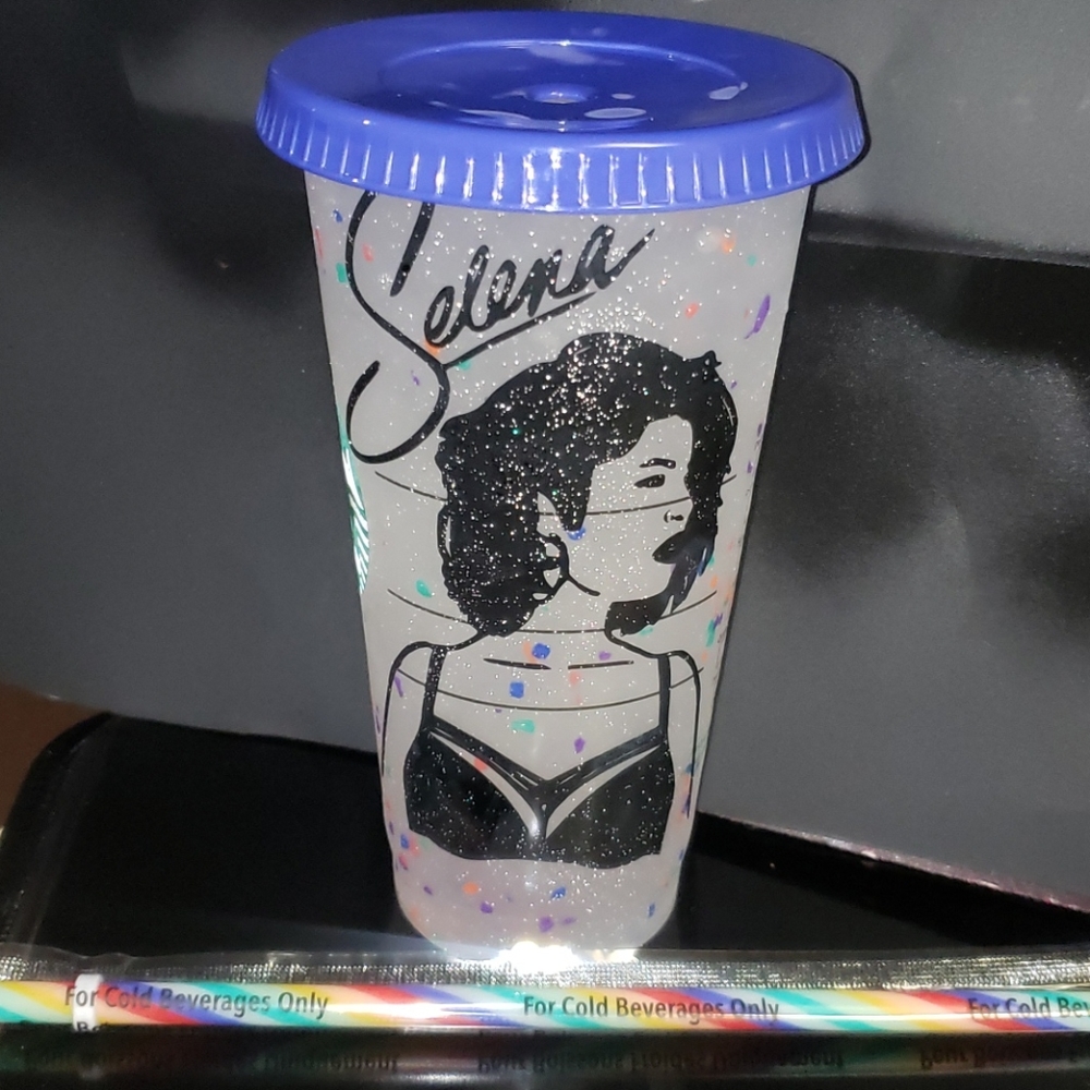 Starbucks venti color changing tumbler with Selena